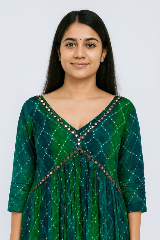 Aliya Cut Kurti Top | Lite Green