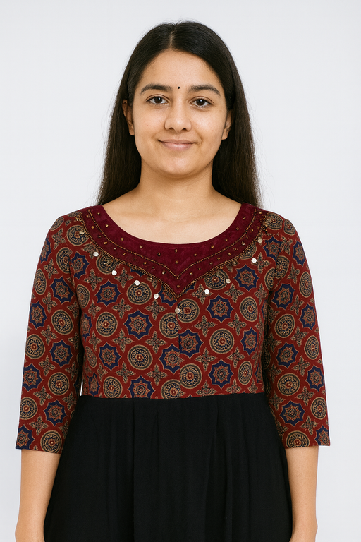 Dual Tone Jewelle neck Kurti Top | Navy blue & Red