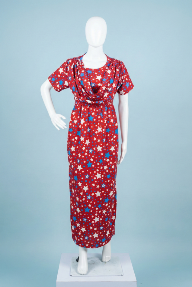 Zipless Shawl Type Feeding Maxi | Normal sleeve | Star Print | Red