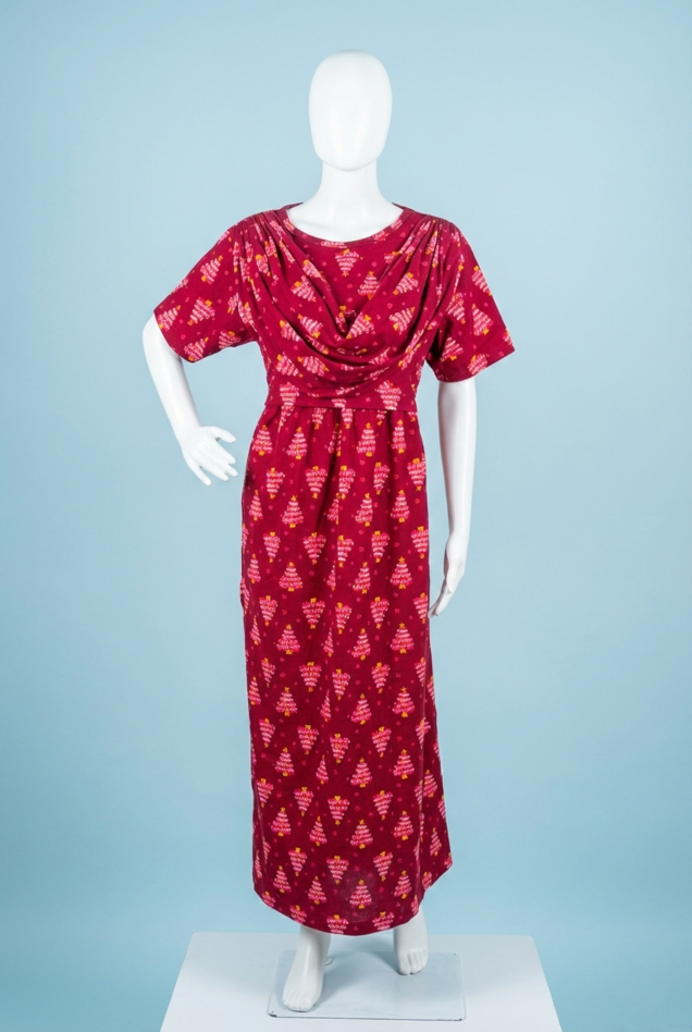 Zipless Shawl Type Feeding Maxi | Normal sleeve | Tree Print | Red